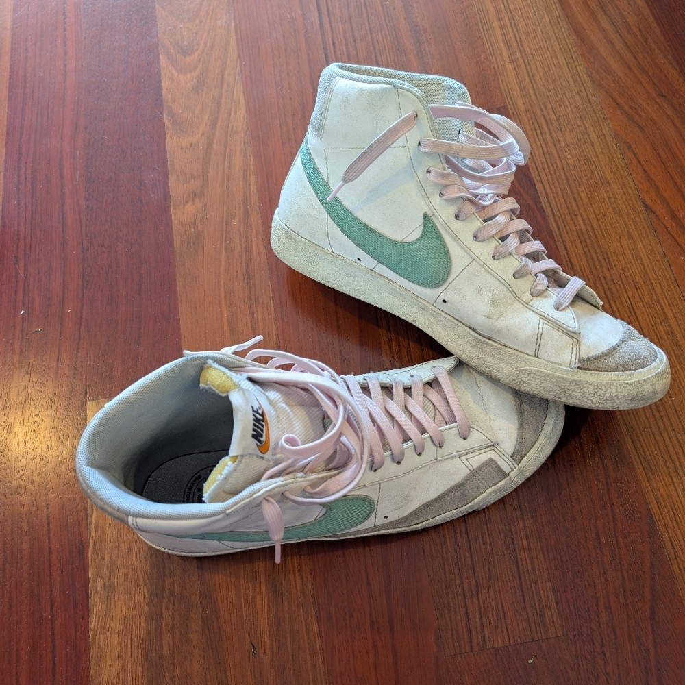 Nike Blazer Mid 77